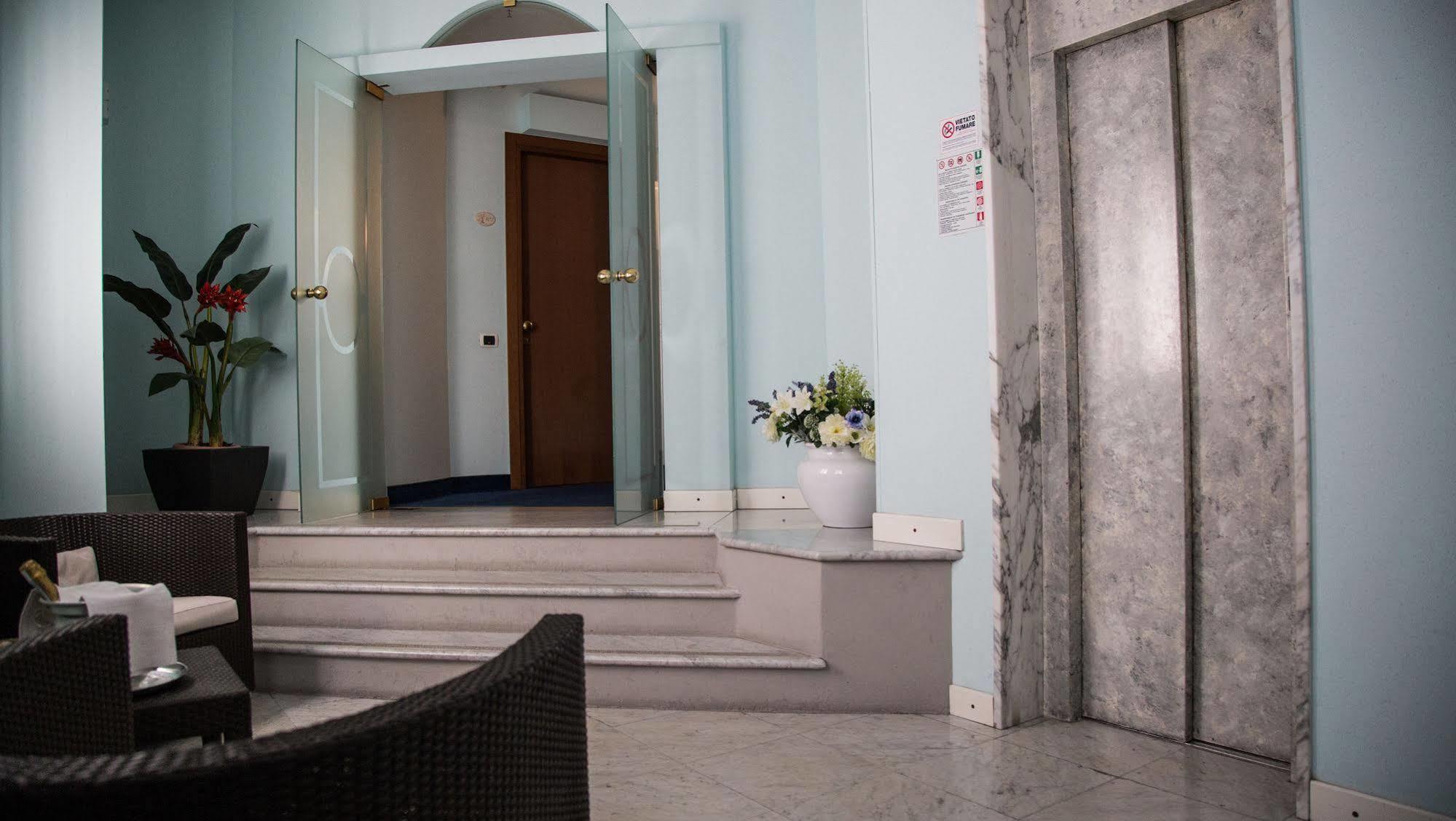 Aquadolce Hotel 3*